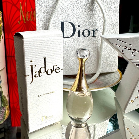 Dior J’adore mini perfume 7 ml and holiday star with a ribbon. Mini Dior bag - Picture 1 of 4